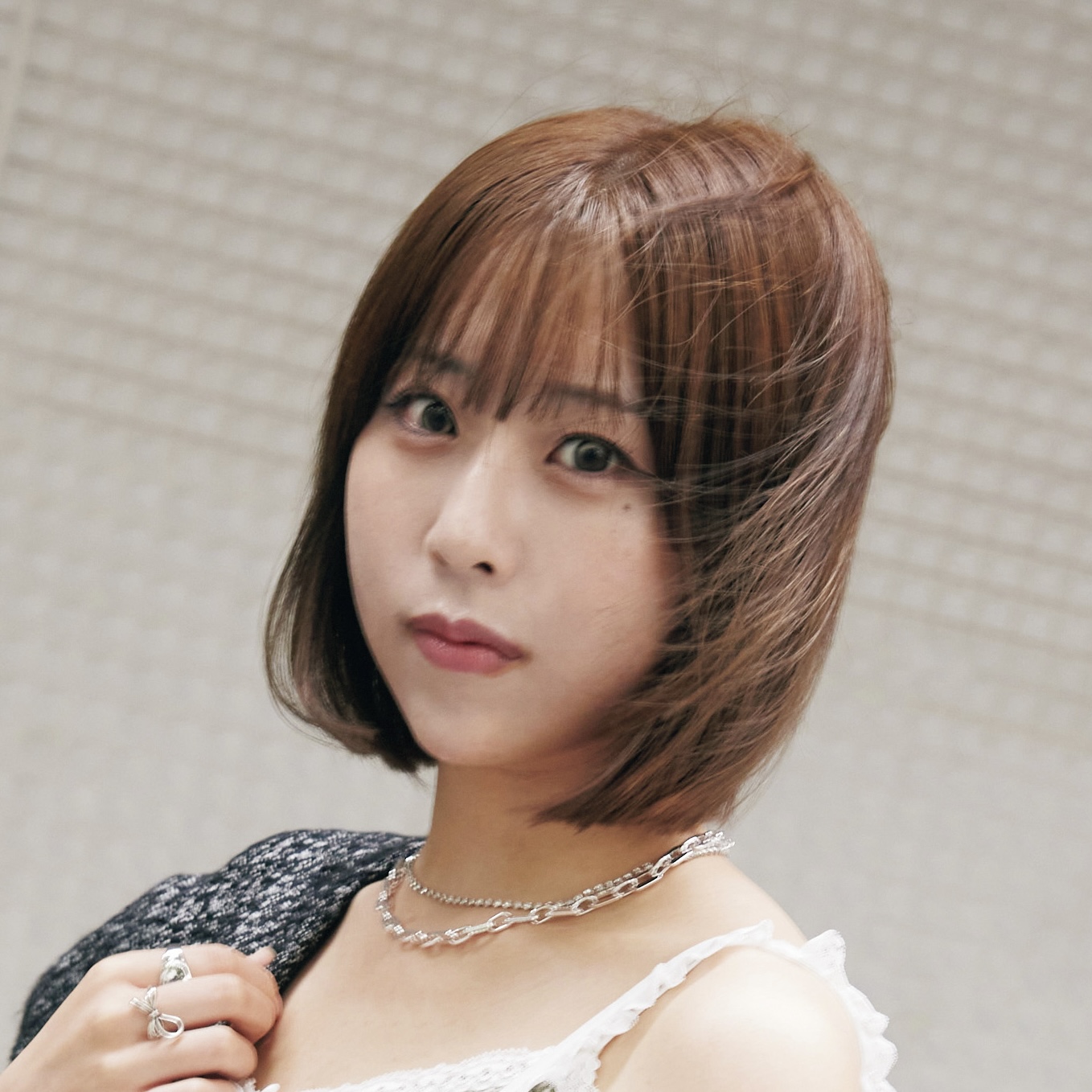 蒼井羽音